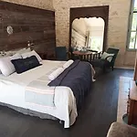 Bed & Breakfast Le Clos Reaud 4*