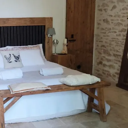 Le Clos Reaud Bed & Breakfast Blaye