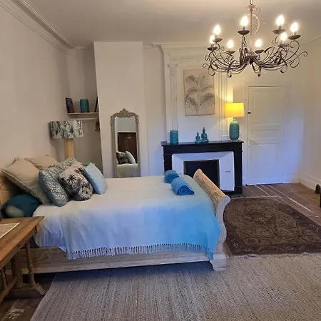 Le Clos Reaud Bed & Breakfast Blaye