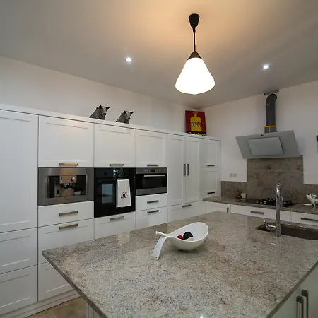 Clos Réaud De La Citadelle Couette-café