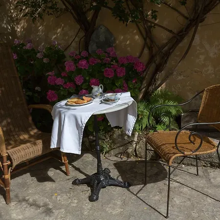 Clos Réaud De La Citadelle Couette-café *