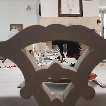 فندق مبيت وإفطار Le Clos Reaud بلايي
