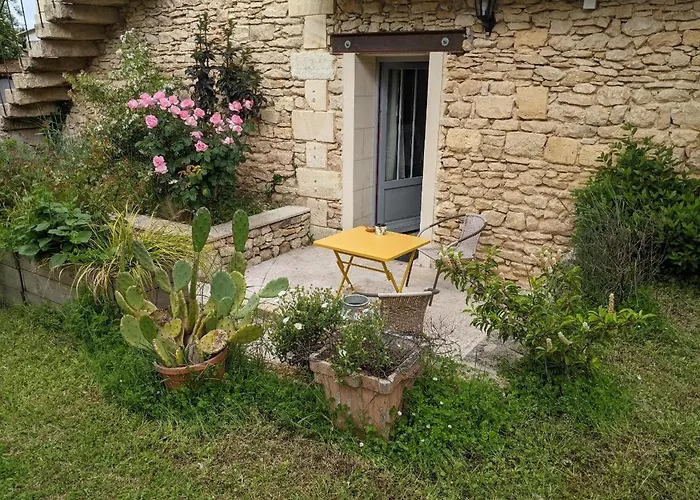 Le Clos Reaud Nocleg ze śniadaniem Blaye