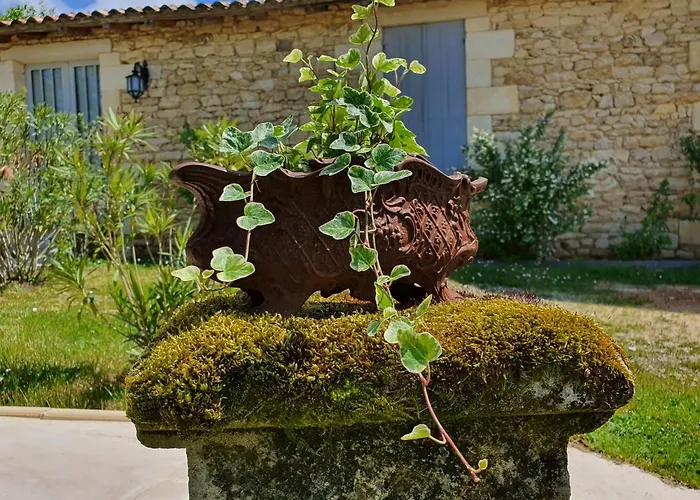 Le Clos Réaud Bed and breakfast 4*